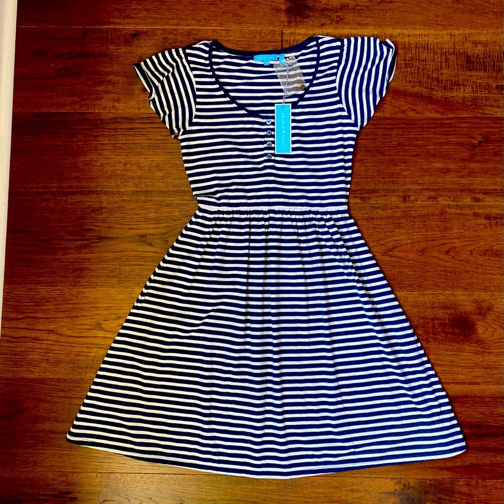 Draper James. Cotton, A-line dress. Size XS. Navy blue and white.